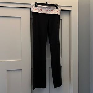 Grey Wisconsin Badger flared leggings/yoga pants